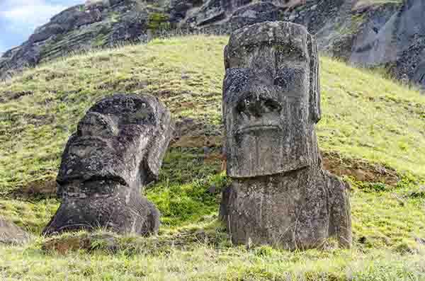 12 - Chile - isla de Rapa Nui o Pascua - Rano Raraku